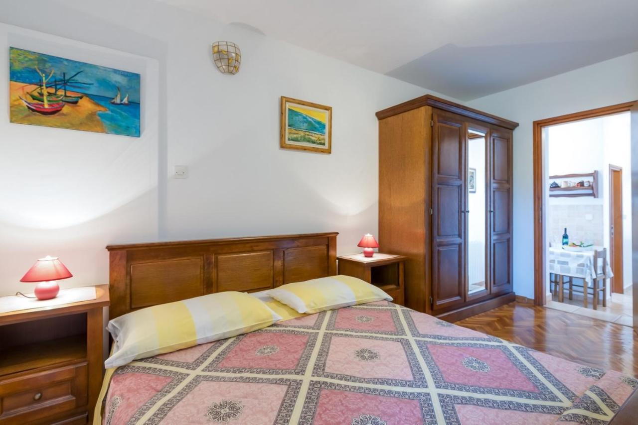 Apartments Ruzica Porec Exterior photo