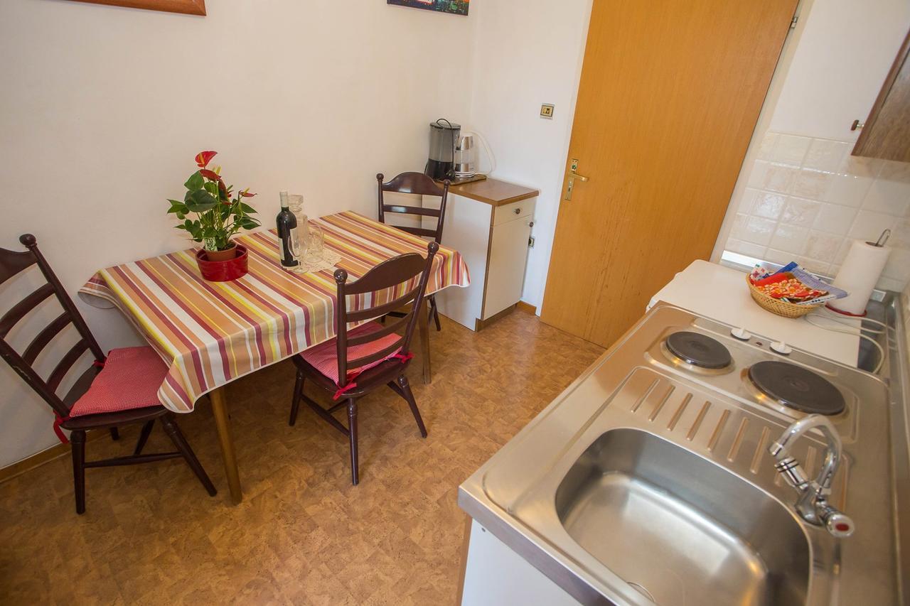 Apartments Ruzica Porec Room photo